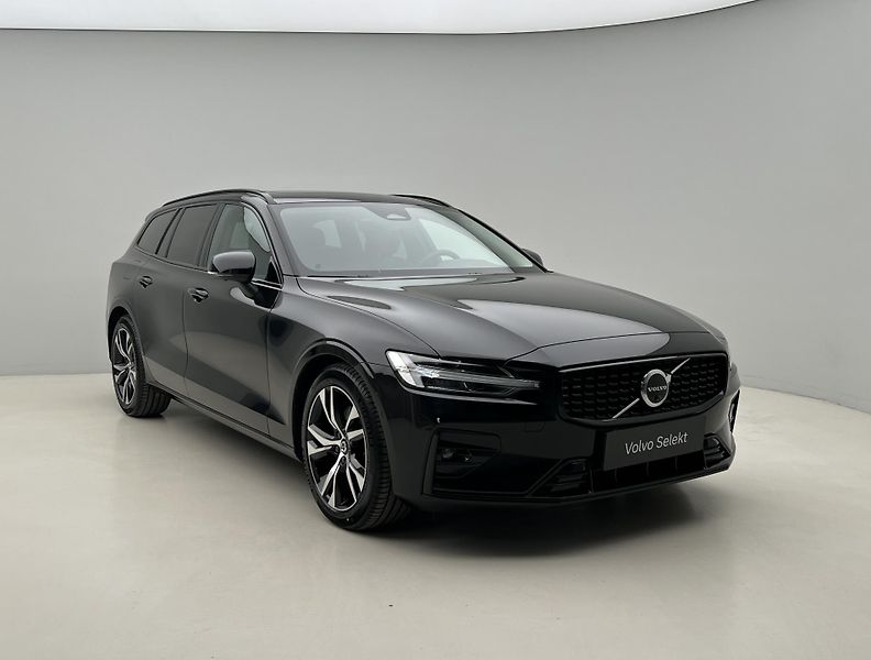 Volvo V60 B4 PLUS DARK AUT 1.maj. - fotka 8 z 45