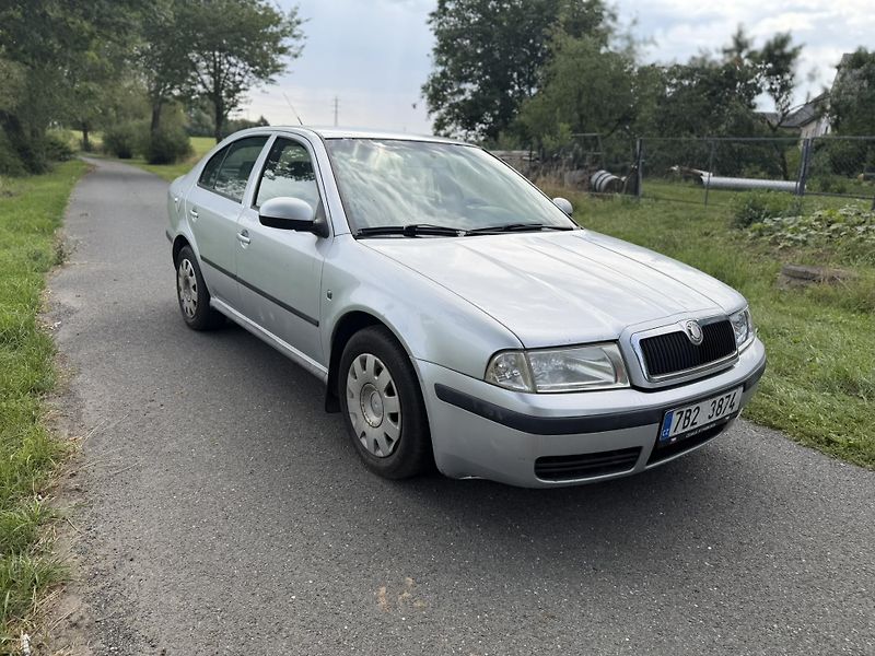 Škoda Octavia (2010) 1 1.9TDi 74kW, Tour, RV 2010 - fotka 7 z 19
