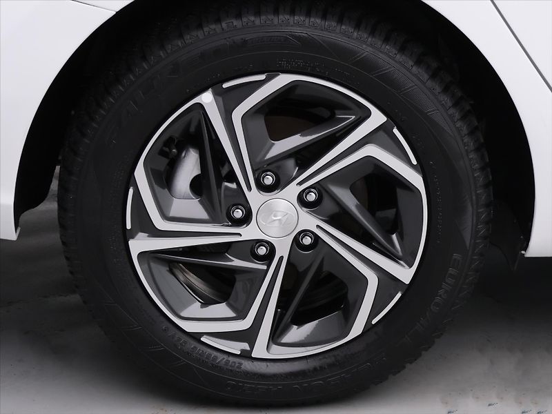 Hyundai i30 1,0 T-GDI 88kW Style DCT CZ DP - fotka 25 z 32