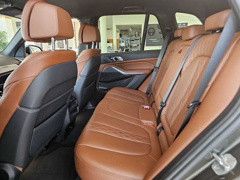 BMW X5 xDrive30d - fotka 18 z 31