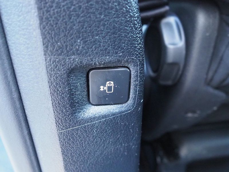 Peugeot Traveller (2018) Business 2.0 B-HDI, AT, Long - fotka 13 z 38