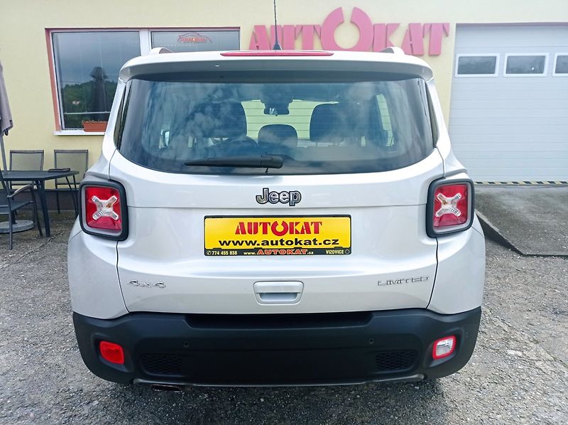 Jeep Renegade 2.0 JTD-MJET 4x4/1Maj/DigKlima - fotka 4 z 44