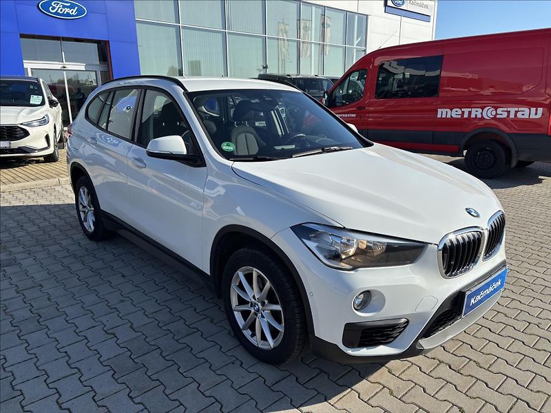 BMW X1 2,0 xDrive 18d 110kW - fotka 7 z 43