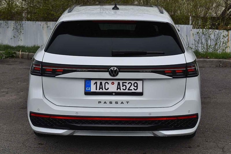 Volkswagen Passat se opět vylepšil. Škoda, že bude poslední