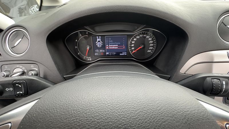 Ford Galaxy (2011) 7x míst  - fotka 6 z 16