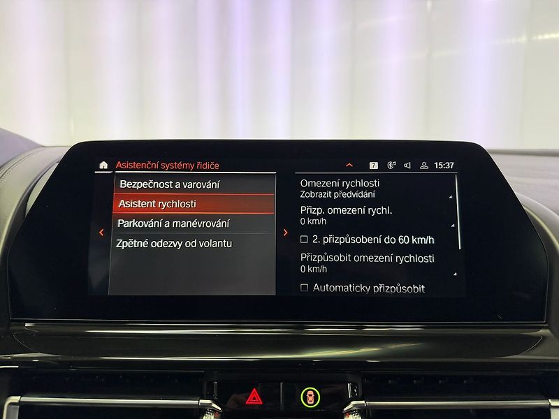 BMW Řada 8 M850i xDrive INDIVIDUAL LASER, - fotka 19 z 32