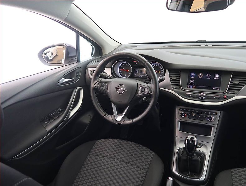 Opel Astra (2022) Business Edition 1.2 Turbo - fotka 7 z 17