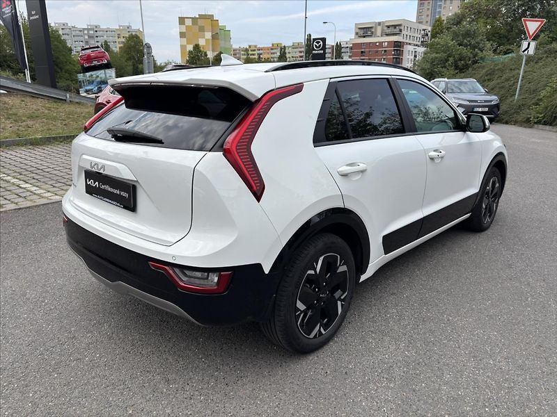Kia e-Niro 0,0 Style ZÁRUKA 1.ČR SoH 99% - fotka 5 z 42