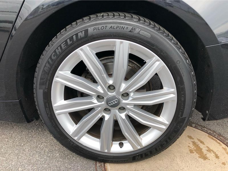Audi A6 Avant 40 TDI - fotka 14 z 29