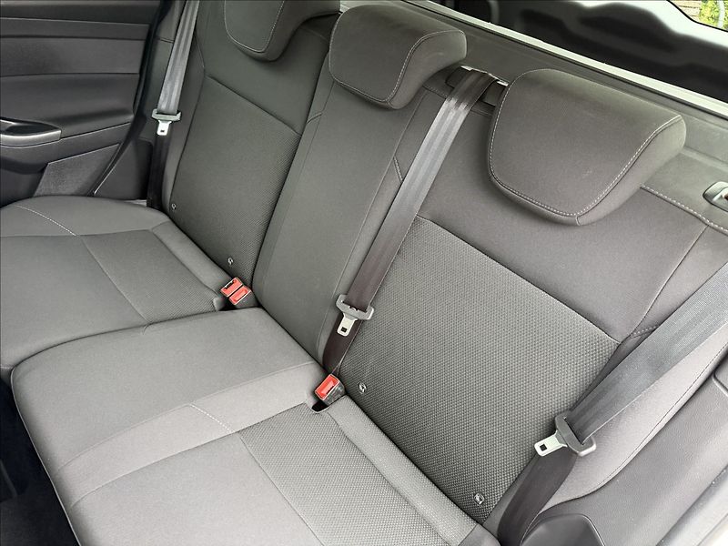 Ford Focus 1.5 TDCi Business - fotka 16 z 18