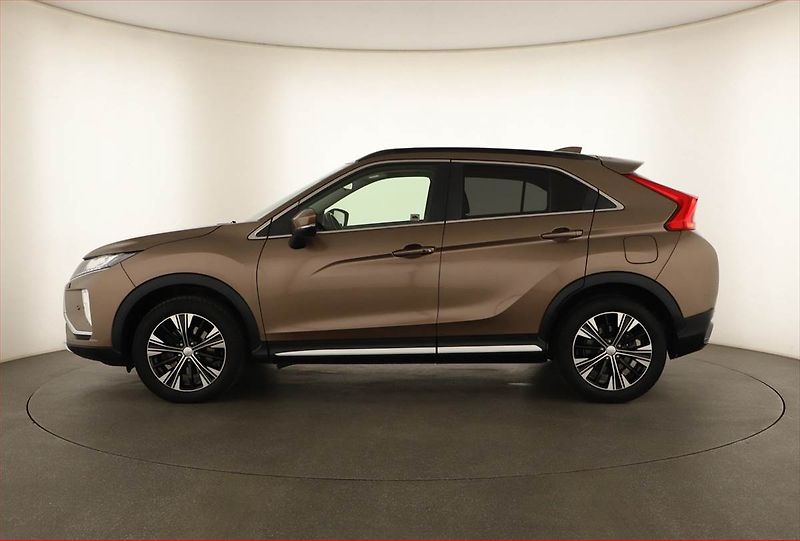 Mitsubishi Eclipse Cross (2018) 1.5 T-MIVEC, 4X4, Automat - fotka 3 z 14