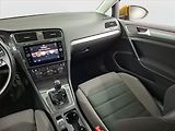 Volkswagen Golf (2018) 1.0 TSI, Tempomat - náhled 8