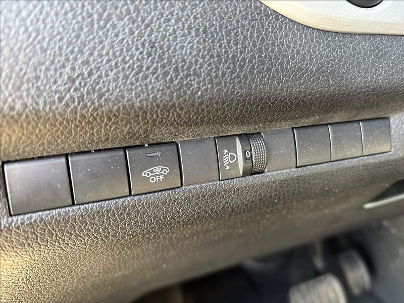 Citroën SpaceTourer 2,0 BlueHDi 130kW Shine  L1 - fotka 25 z 43