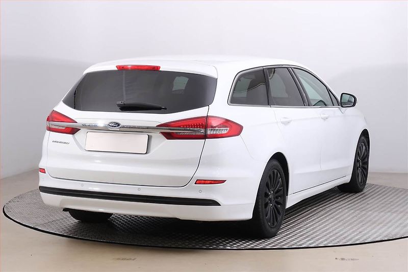 Ford Mondeo (2019) 2.0 TDCI, Automat, Serv.kniha - fotka 5 z 21