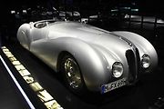 Speciální verze BMW 328 vzniklo pro závod Mille Miglia. Výkon byl zvýšen na 130 koní, což dovolovalo jet až 200 km/hod. Hlavně jde ale o jedinečný design