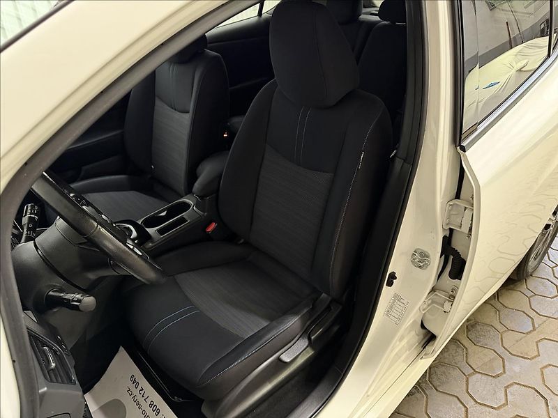 Nissan Leaf N-CONNECTA 110kW SOH 91% - fotka 24 z 38
