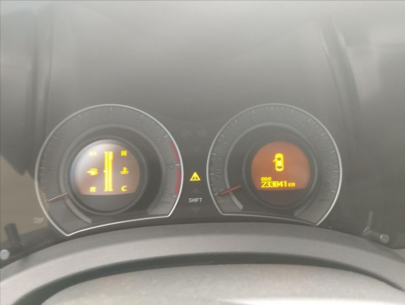 Toyota Auris 1,3 VVT-i 74KW - fotka 11 z 15