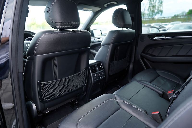 Mercedes-Benz GL 350d/4Matic/AMG/ČR/DPH - fotka 38 z 47