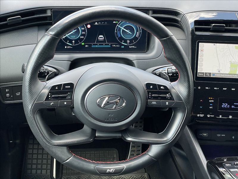 Hyundai Tucson 1,6 T-GDI HEV 4x4 A6 N LineSty - fotka 8 z 23