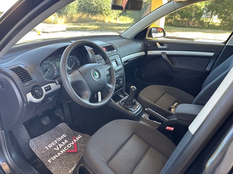 Škoda Octavia (2005) 1.9TDi PĚKNÁ BEZ KOROZE - fotka 5 z 11