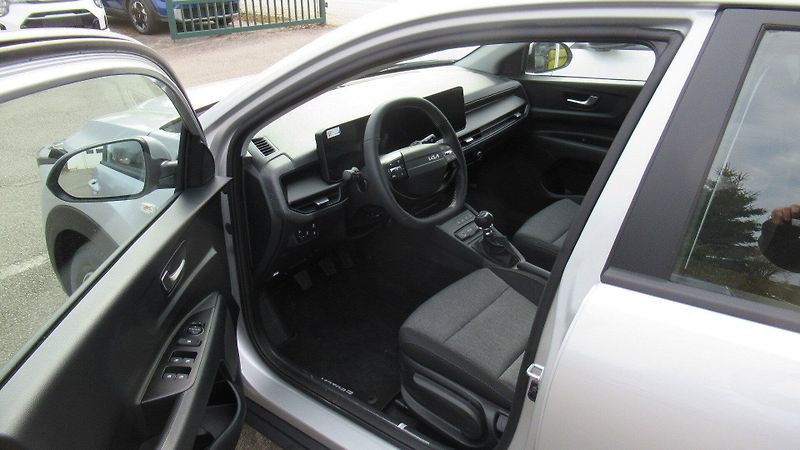 Kia Stonic (2026) 1,0 T-GDi GPF SPIN - fotka 4 z 5