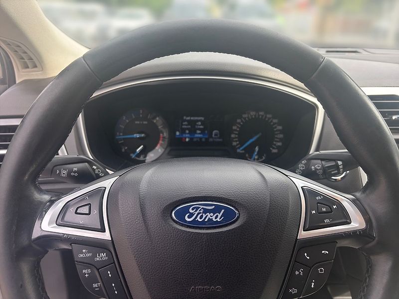 Ford Mondeo Titanium Top výbava po velkém - fotka 6 z 18