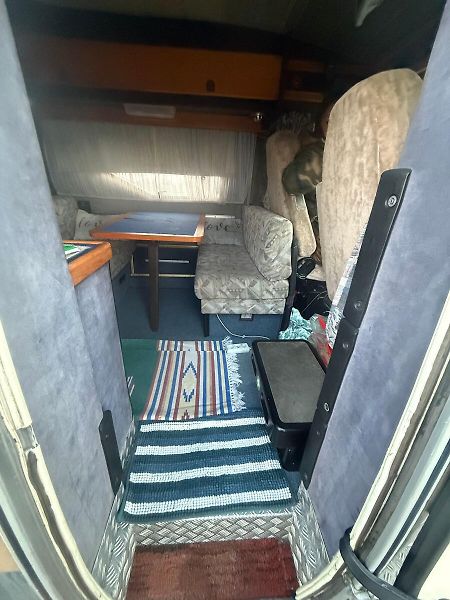 Peugeot Ostatní 2,5  DIESEL  CAMPER - fotka 29 z 32