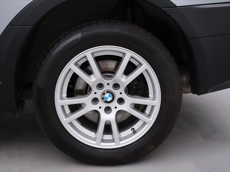 BMW X3 3,0 d 150kW Aut. 4x4 Xenon - fotka 25 z 32