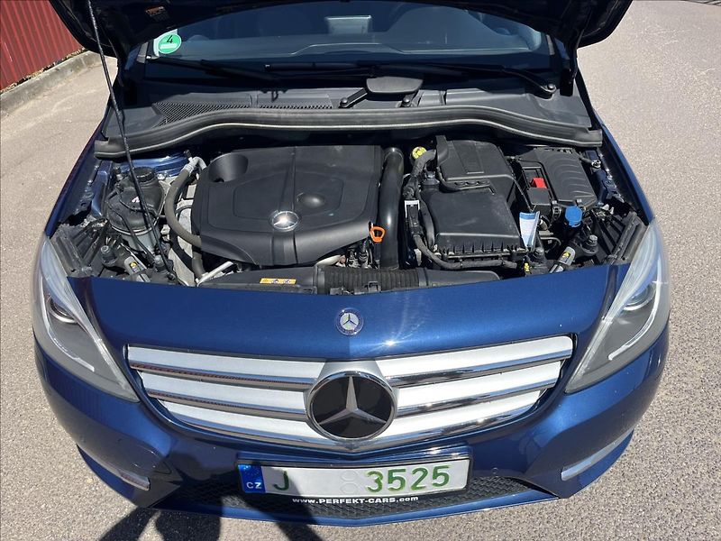 Mercedes-Benz Třídy B 1,8 CDi KLIMA BIXENON SERVIS - fotka 28 z 43