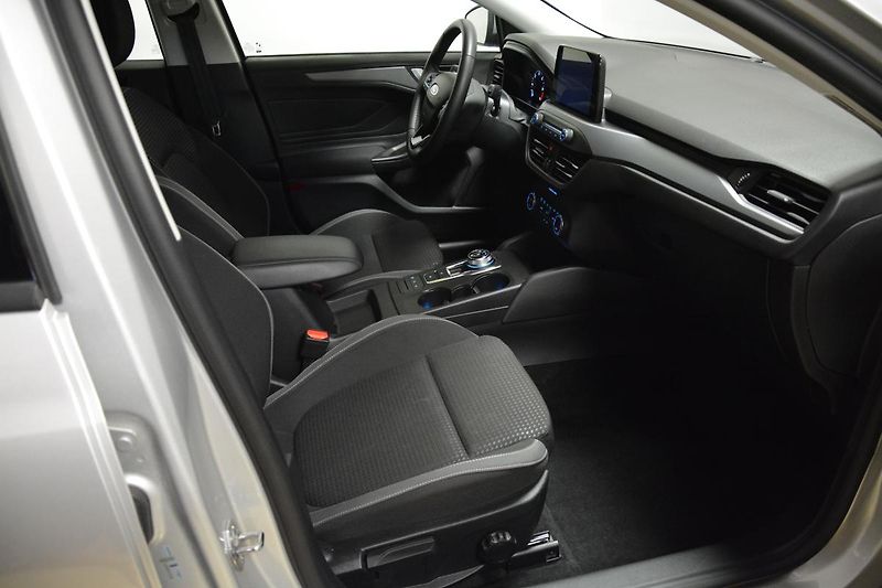 Ford Focus (2022) Kombi 1,5EcoBlue AUT8 88kW Edi - fotka 20 z 49