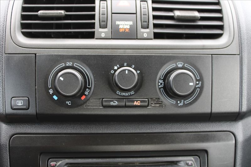 Škoda Fabia 1,2 HTP  NOVÉ V ČR,KLIMATIZACE - fotka 11 z 16