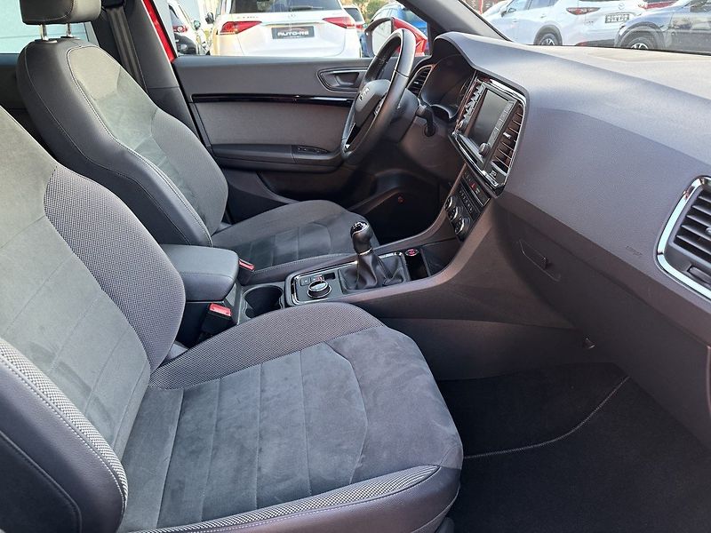 Seat Ateca (2019) 1.5TSi Full LED Navi Kamera - fotka 17 z 48