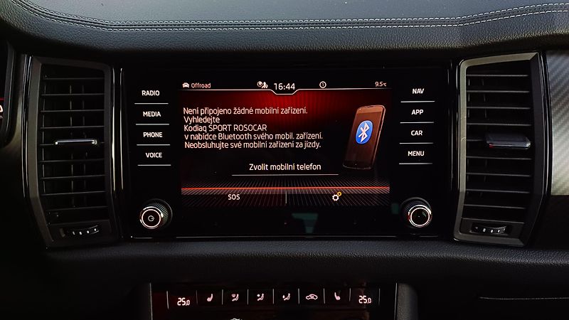 Škoda Kodiaq TDI 147kW 4x4 SPORTLINE-CR-DPH - fotka 44 z 50