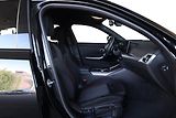 BMW Řada 3 320d xDrive Touring - náhled 20