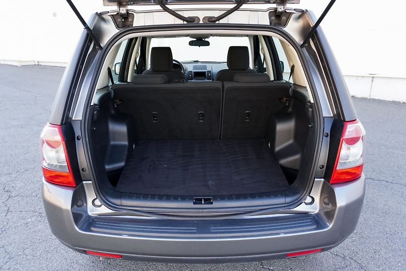 Land Rover Freelander 2.2 TD4 118kW PSA - fotka 13 z 30