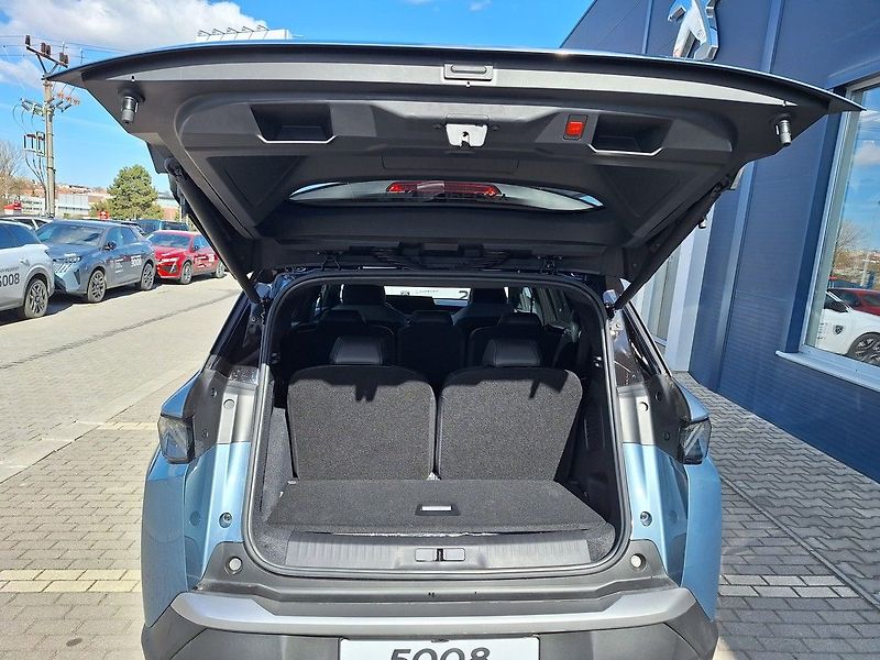 Peugeot 5008 (2026) GT Hybrid 145 e-DCS6 - fotka 9 z 20