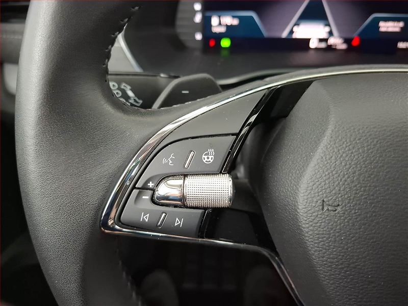 Škoda Octavia (2024) 2.0 TDI - fotka 16 z 20