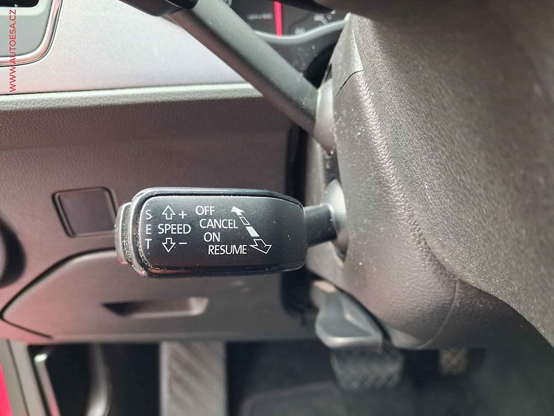Seat Leon (2013) 1.8 TSi, FR, DSG, LED, navi - fotka 17 z 21