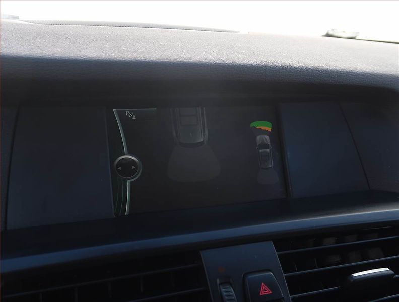 BMW X3 (2012) xDrive20d, 4X4, Automat - fotka 16 z 21