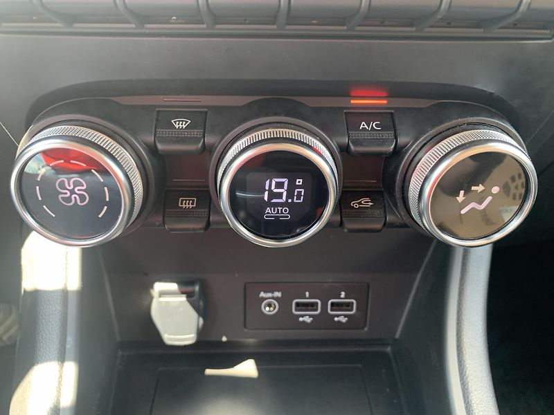 Mitsubishi ASX INTENSE+ 1.6 HYBRID 105kW AT - fotka 23 z 35