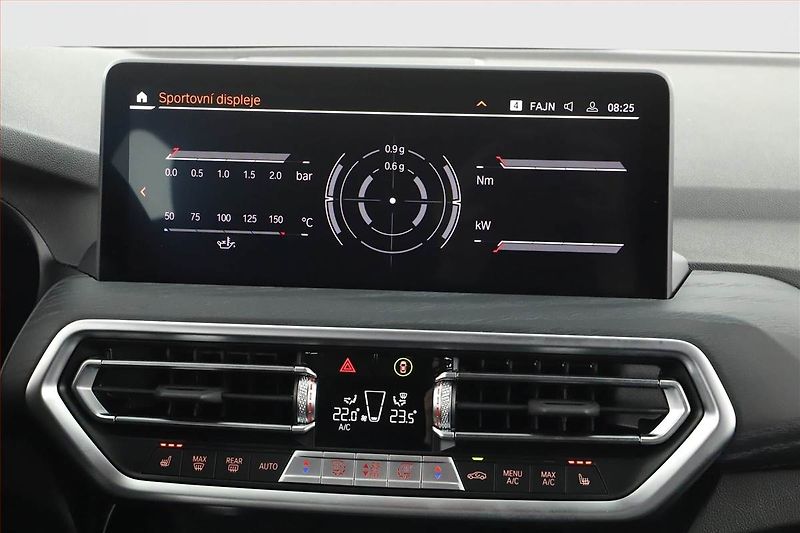 BMW X4 (2024) xDrive20i - fotka 16 z 25