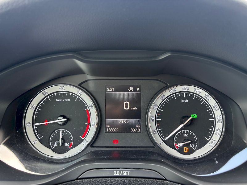Škoda Karoq (2019) 1.5 TSI 110kW DSG Style - fotka 15 z 35