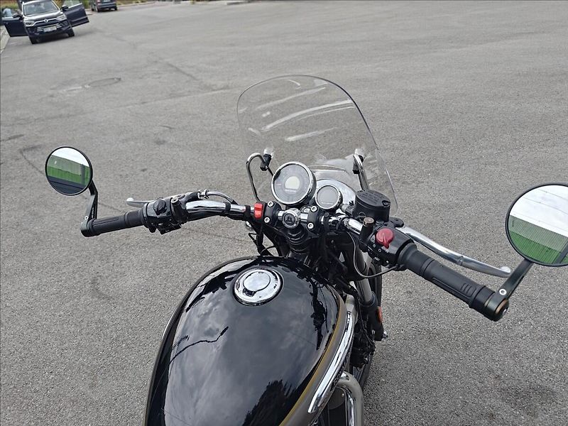 Royal Enfield Meteor 350 LED - fotka 2 z 23