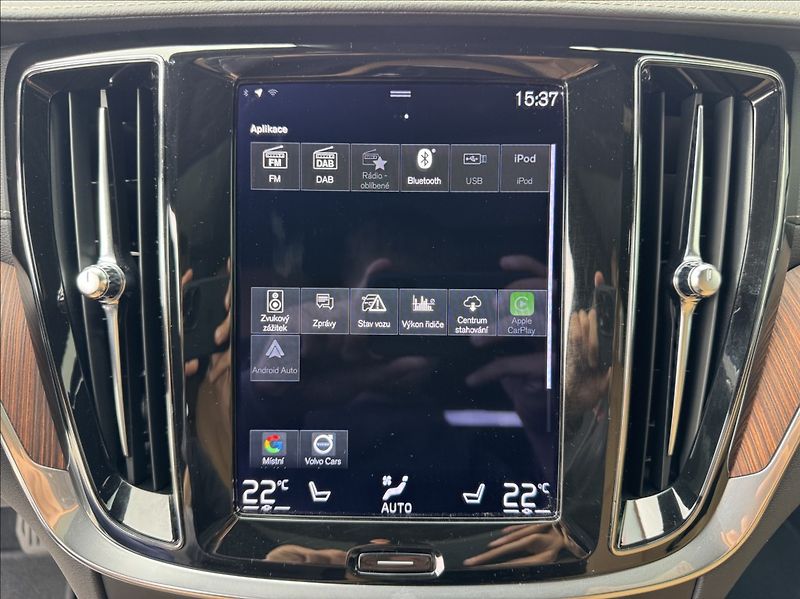 Volvo V60 2,0 T6 AWD Inscription DPH ČR - fotka 36 z 50