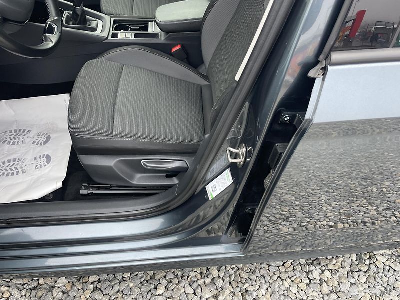 Škoda Octavia 2.0TDi 115PS LED VIRT NAVI DPH - fotka 169 z 189