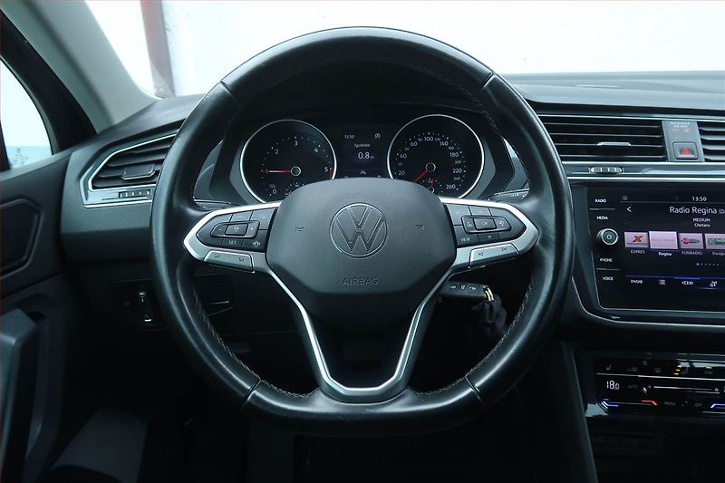 Volkswagen Tiguan (2021) 2.0 TDI - fotka 17 z 24