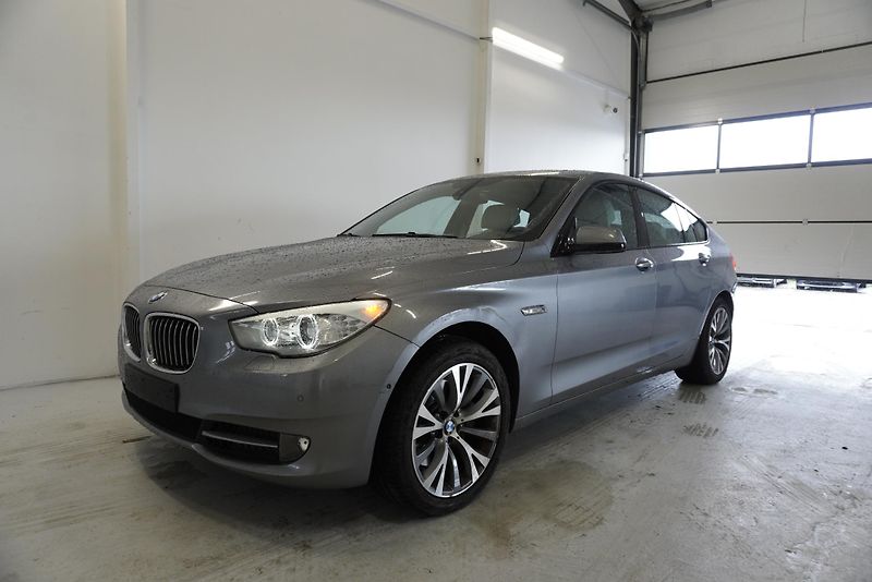 BMW Řada 5 530D 180kW GRANTURISMO XDRIVE - fotka 1 z 36