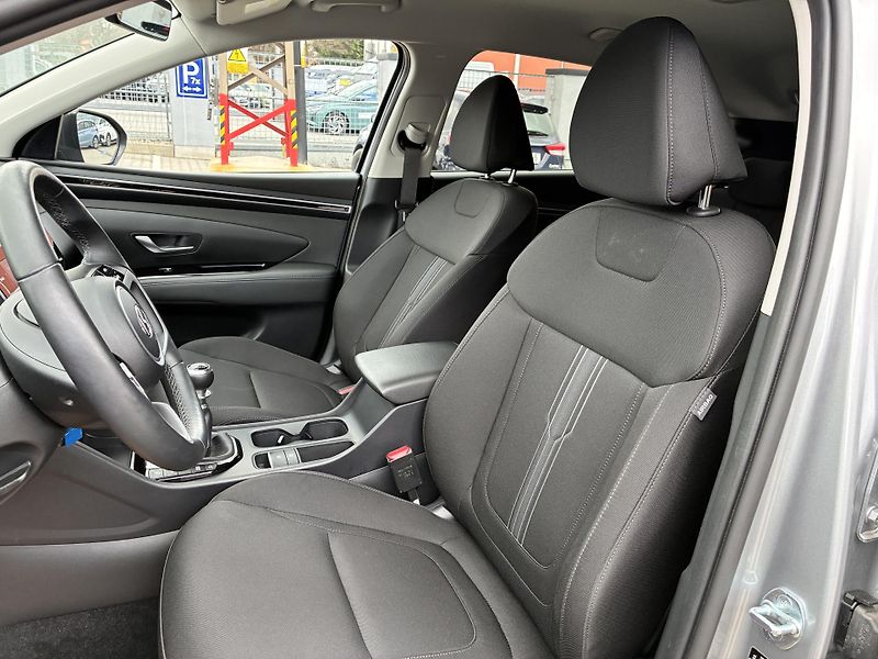 Hyundai Tucson 1.6CRD 85kW REZERVACE - fotka 10 z 31