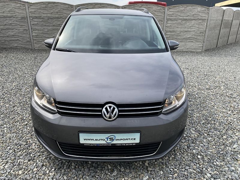 Volkswagen Touran 2.0TDi 140PS DSG TAŽNÉ - fotka 21 z 47