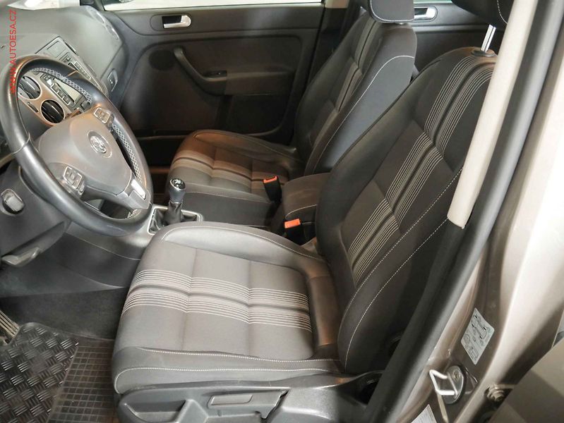 Volkswagen Golf Plus (2012) 1.4TSi, 1.maj, navi, autoAC - fotka 9 z 20